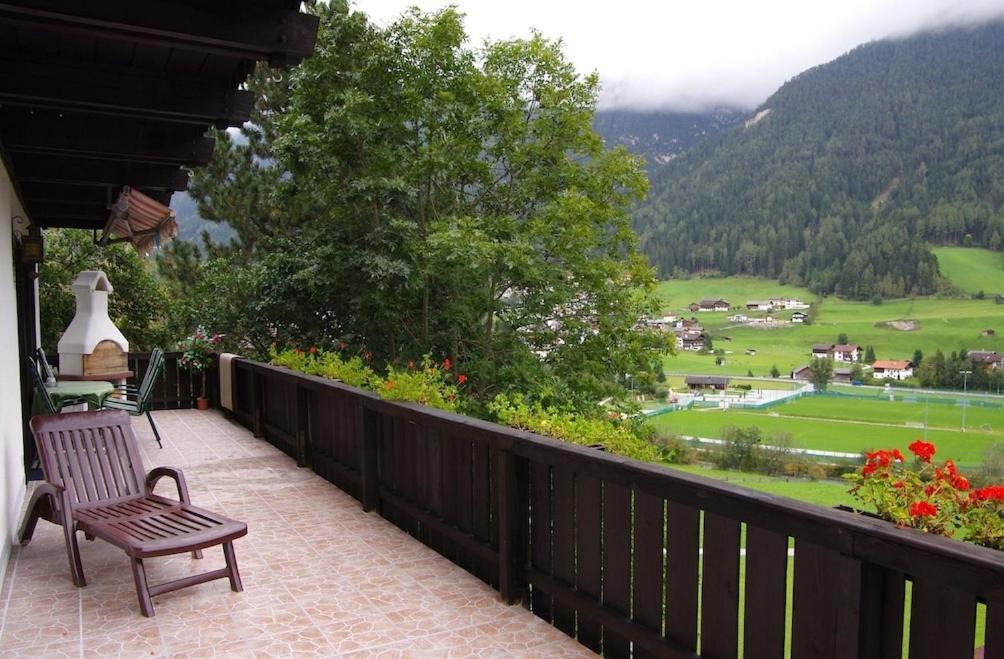 Haus Klara Pension Neustift im Stubaital Buitenkant foto